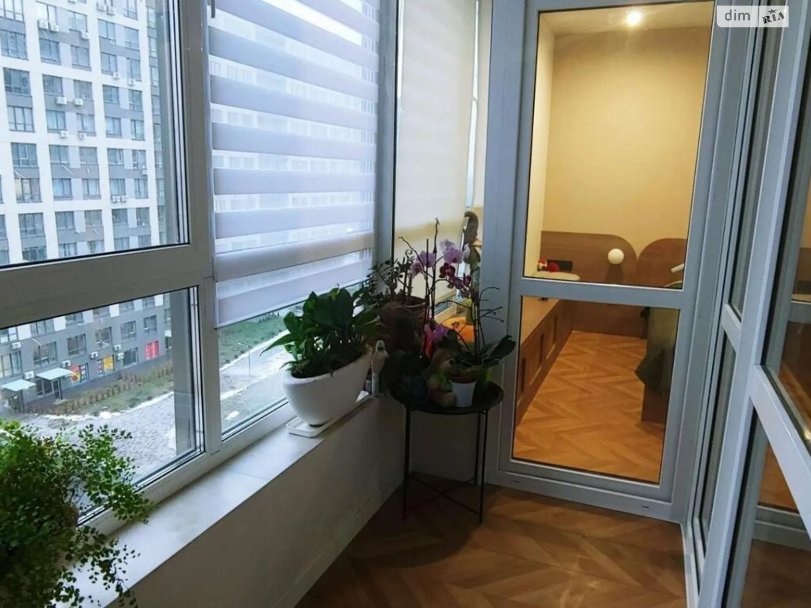 Продается 1-комнатная квартира 44 кв. м в Киеве, ул. Александра Олеся, 4 - фото 1