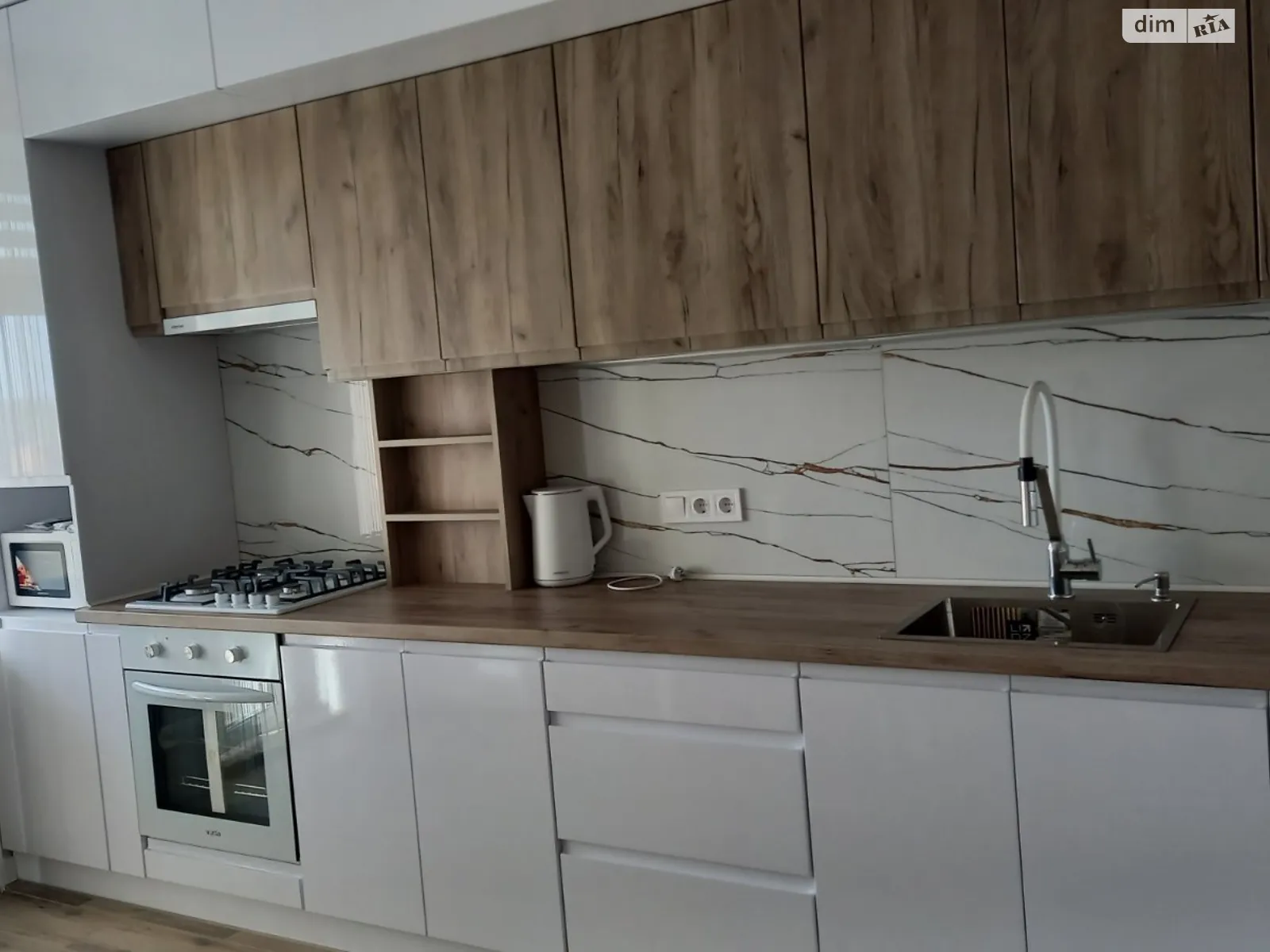 Сдается в аренду 1-комнатная квартира 50.8 кв. м в Хмельницком, просп. Мира - фото 1