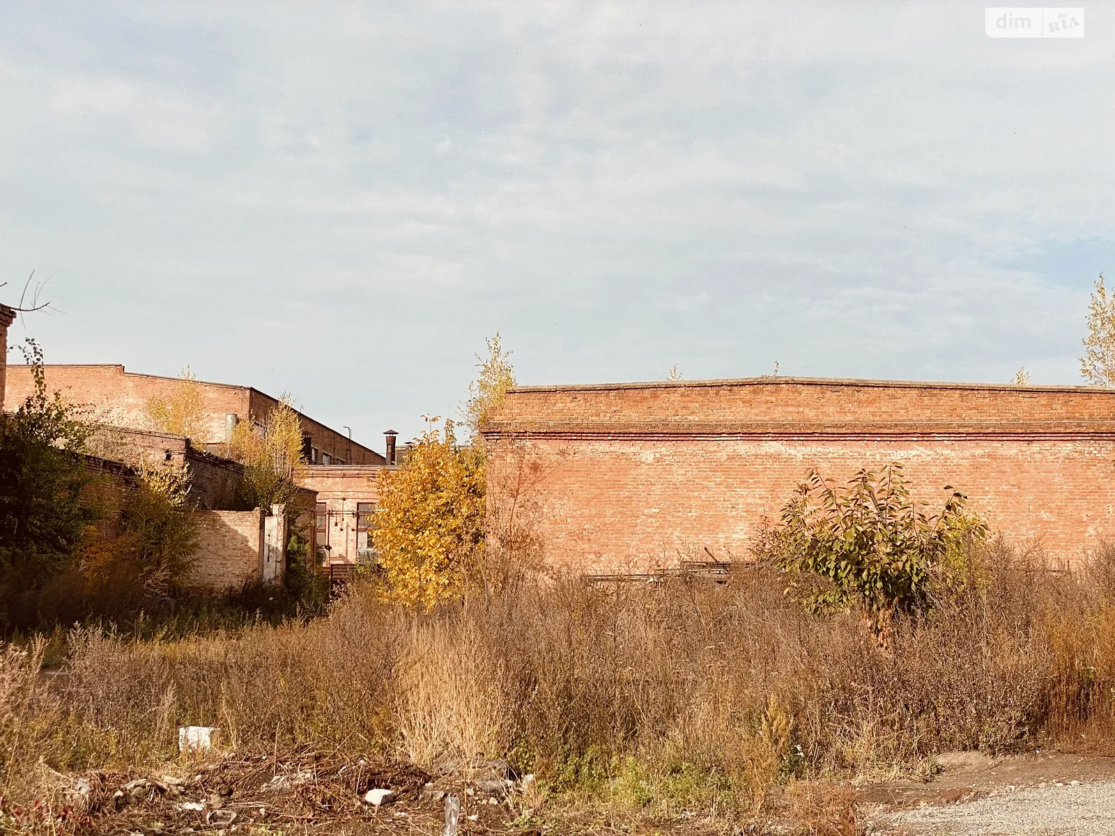 Продається приміщення вільного призначення 3000 кв. м в 2-поверховій будівлі, цена: 1500000 $