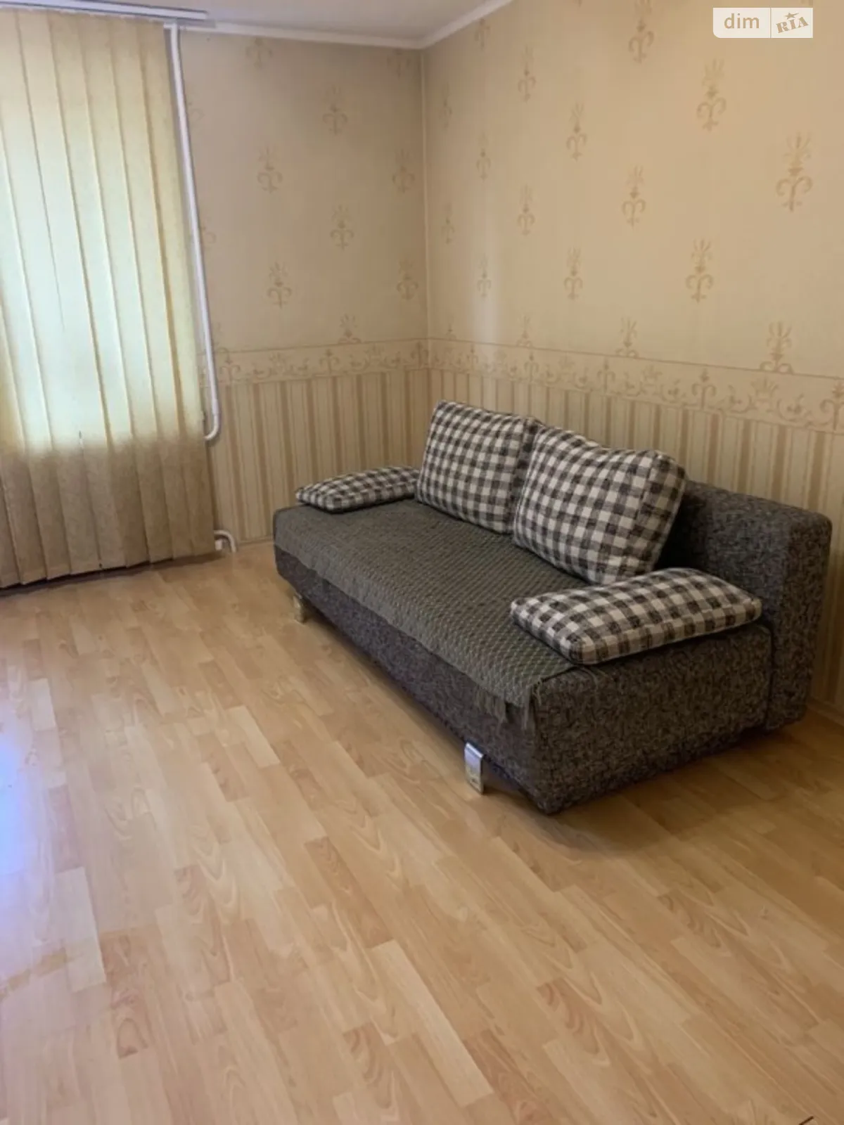 Продается 3-комнатная квартира 60 кв. м в Хмельницком, ул. Проскуровского Подполья, 1