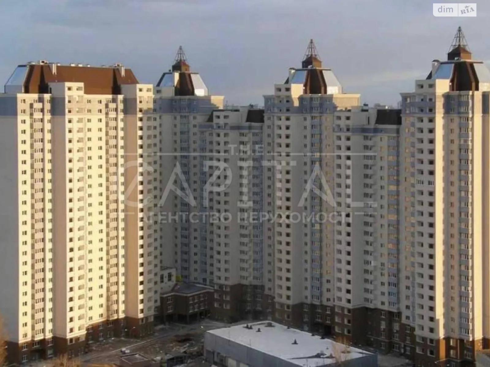 Продается 3-комнатная квартира 127 кв. м в Киеве, ул. Ованеса Туманяна, 15А