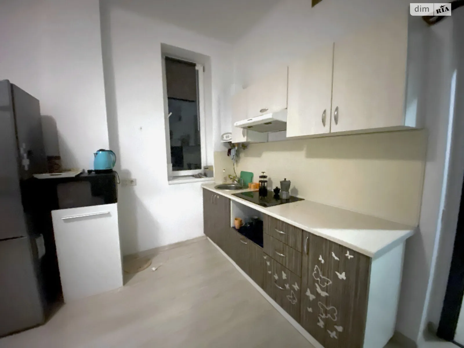 Продается дом на 3 этажа 342 кв. м с балконом, цена: 320000 $ - фото 1