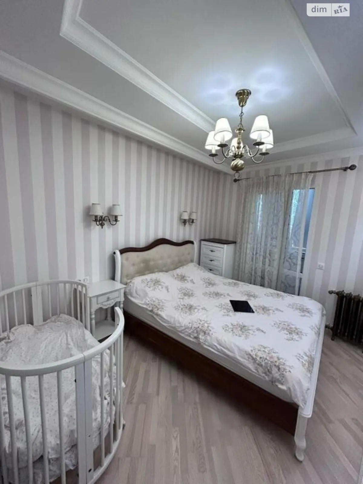 Продается 3-комнатная квартира 84 кв. м в Софиевской Борщаговке, ул. Мира, 27