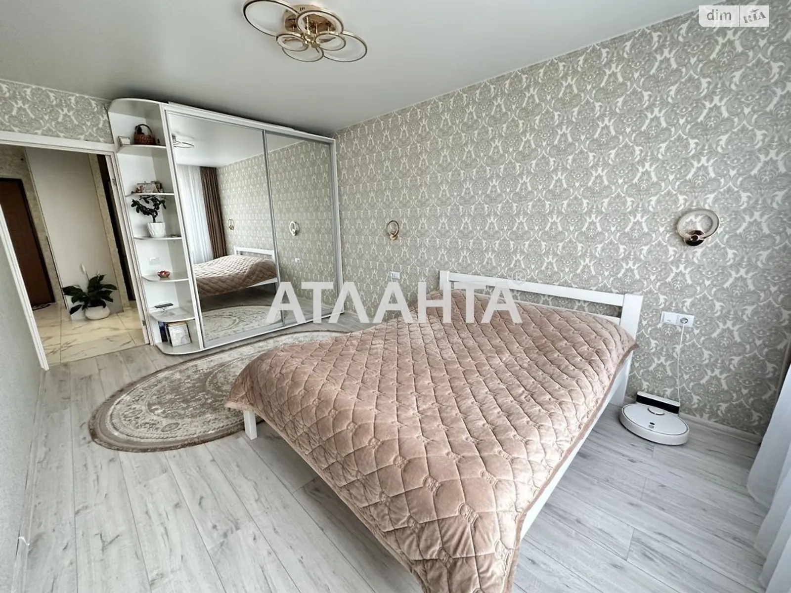 Продается 2-комнатная квартира 49.7 кв. м в Киеве, ул. Лесная - фото 1