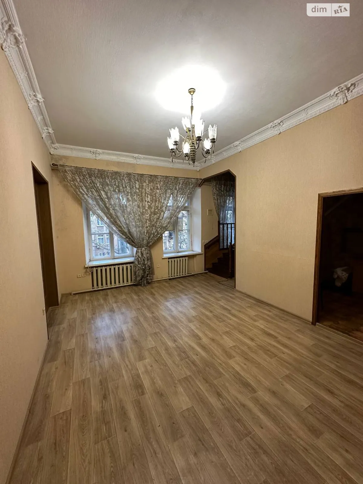 Продается 2-комнатная квартира 90 кв. м в Одессе, ул. Ришельевская, 48 - фото 1