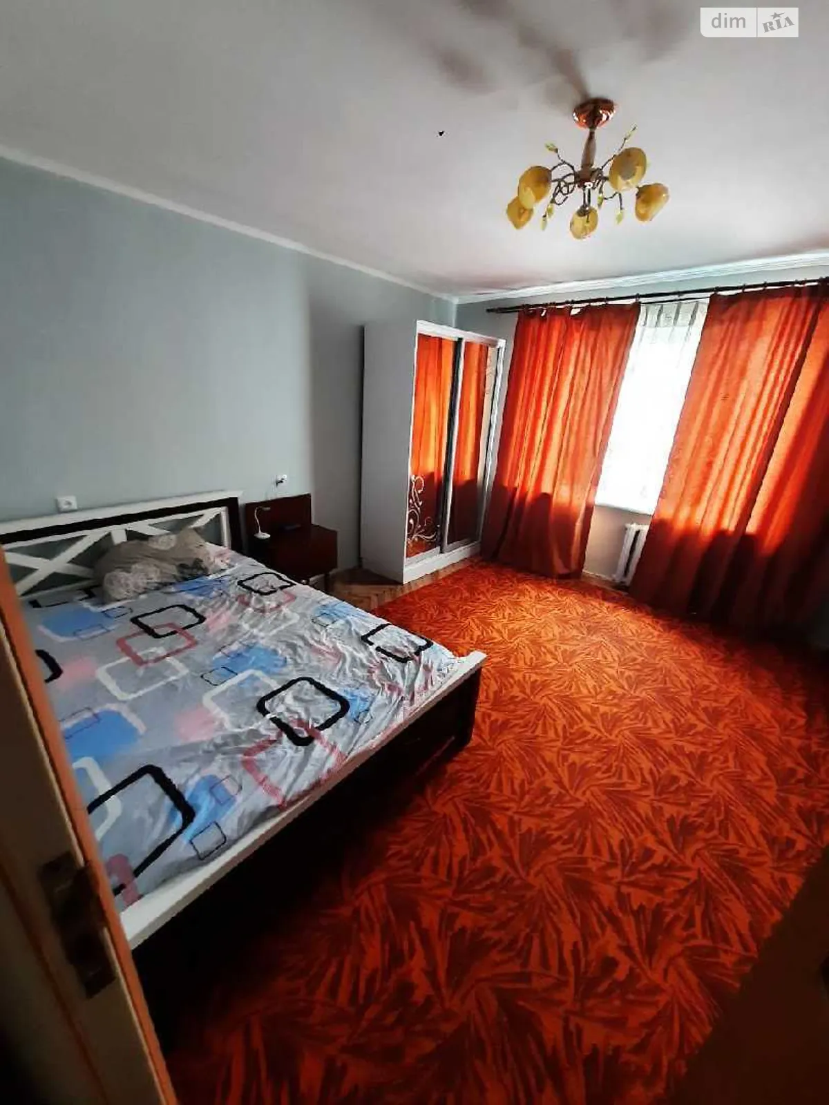 Здається в оренду кімната 71 кв. м у Львові, цена: 5000 грн