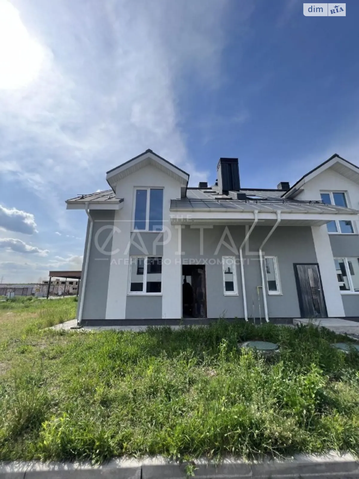 Продается дом на 2 этажа 113 кв. м с садом, цена: 99000 $ - фото 1
