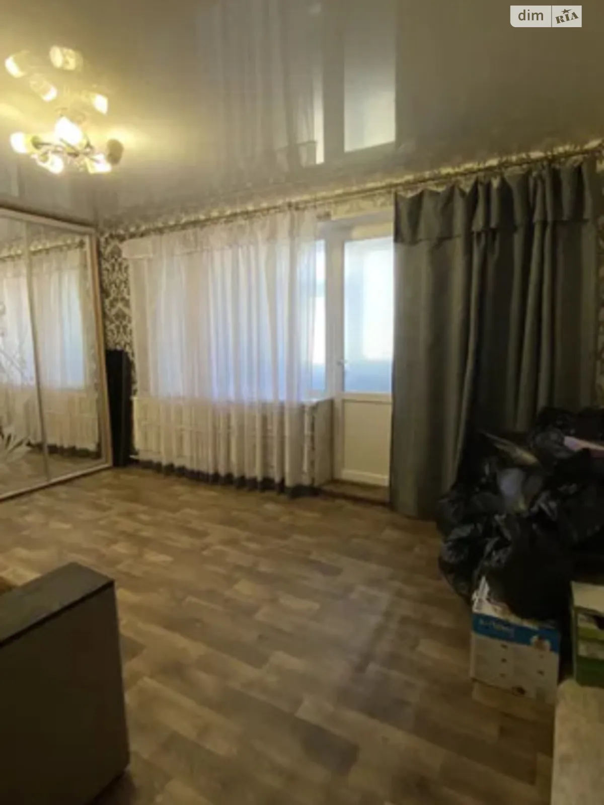 Продається одноповерховий будинок 52 кв. м з каміном, цена: 10000 $