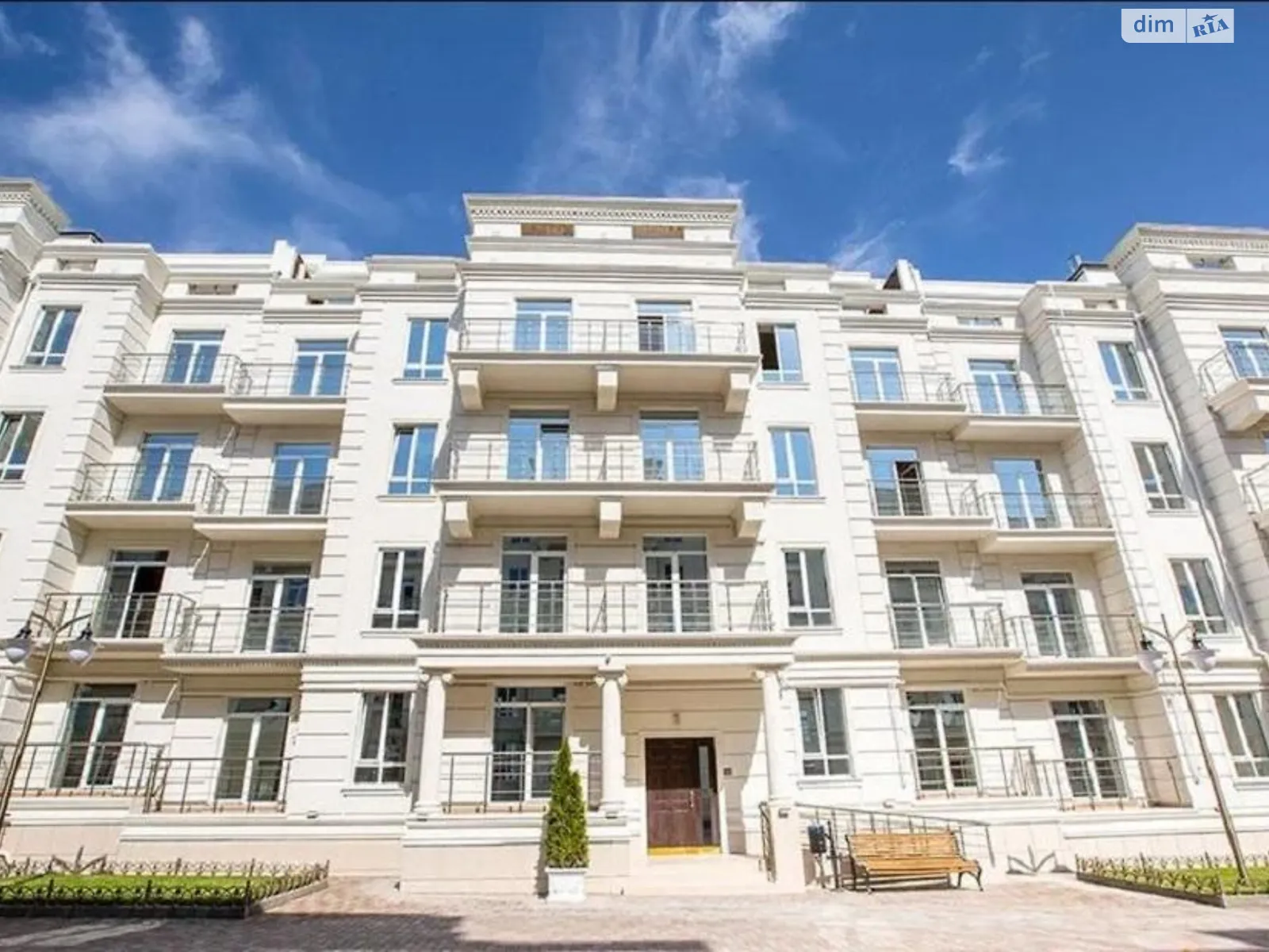 Продается 1-комнатная квартира 41 кв. м в Одессе, цена: 65000 $