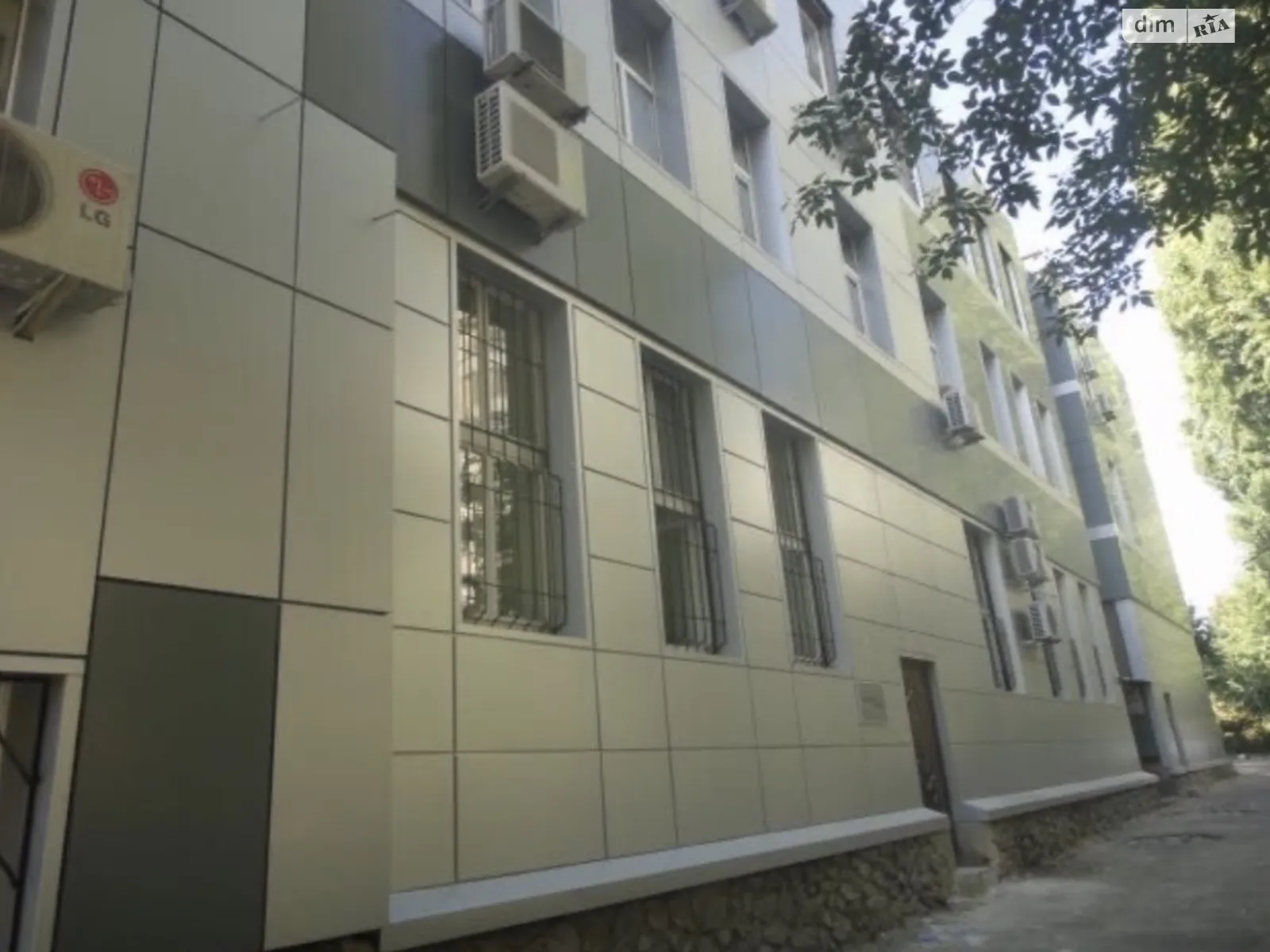 Здається в оренду офіс 107 кв. м в бізнес-центрі, цена: 42000 грн - фото 1