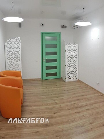Продается 2-комнатная квартира 54 кв. м в Киеве, ул. Ованеса Туманяна, 1А
