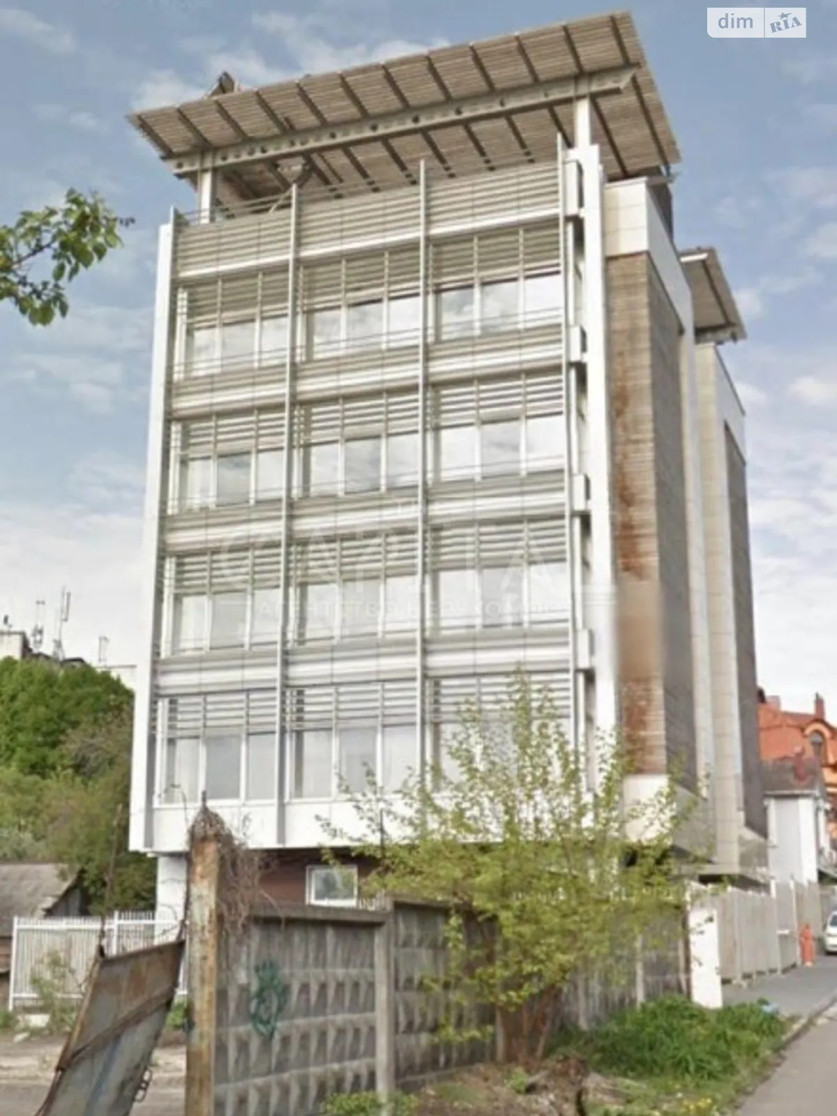 Продається одноповерховий будинок 1100 кв. м з балконом - фото 3