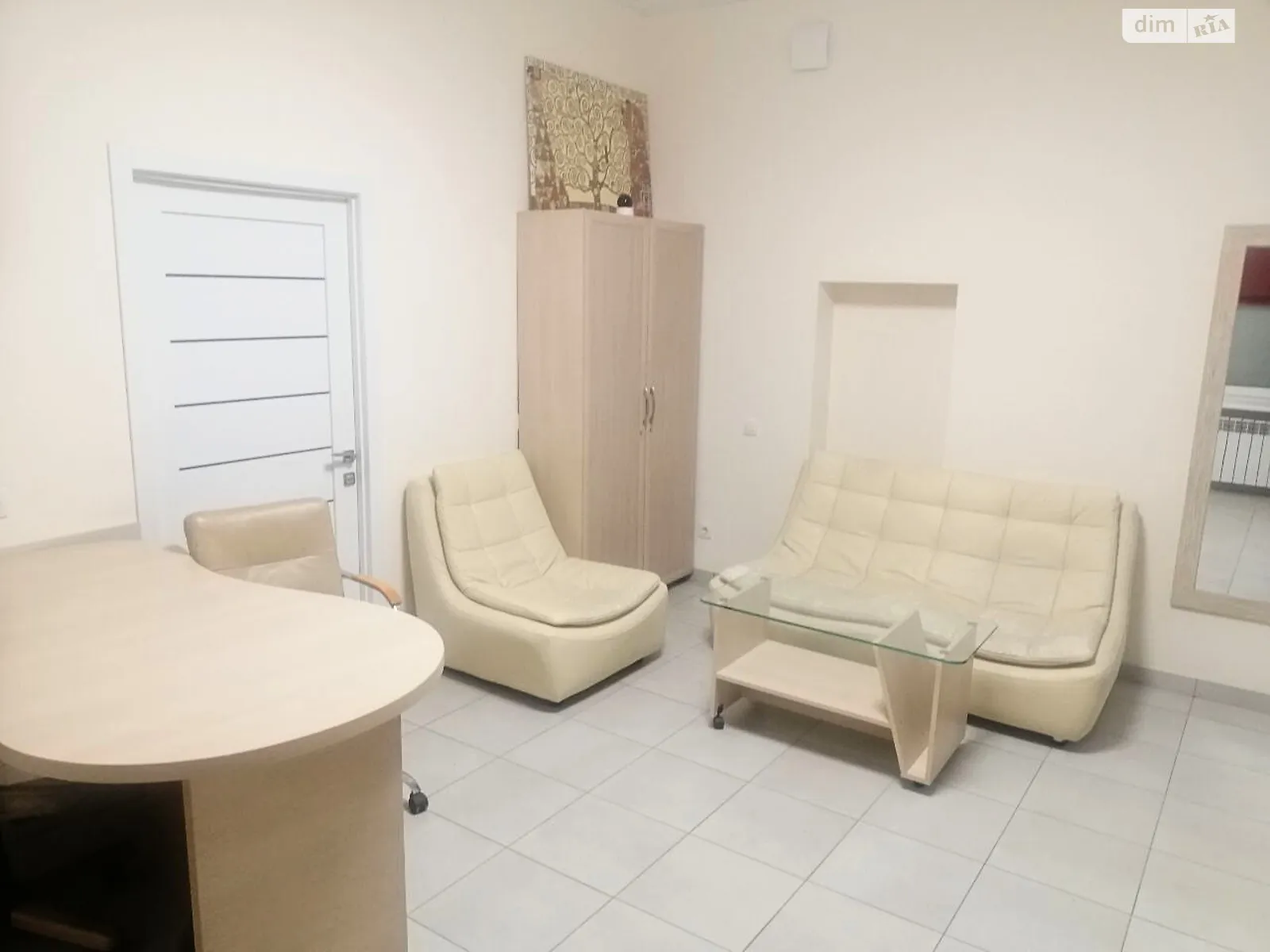 Продается объект сферы услуг 56 кв. м в 2-этажном здании, цена: 55000 $