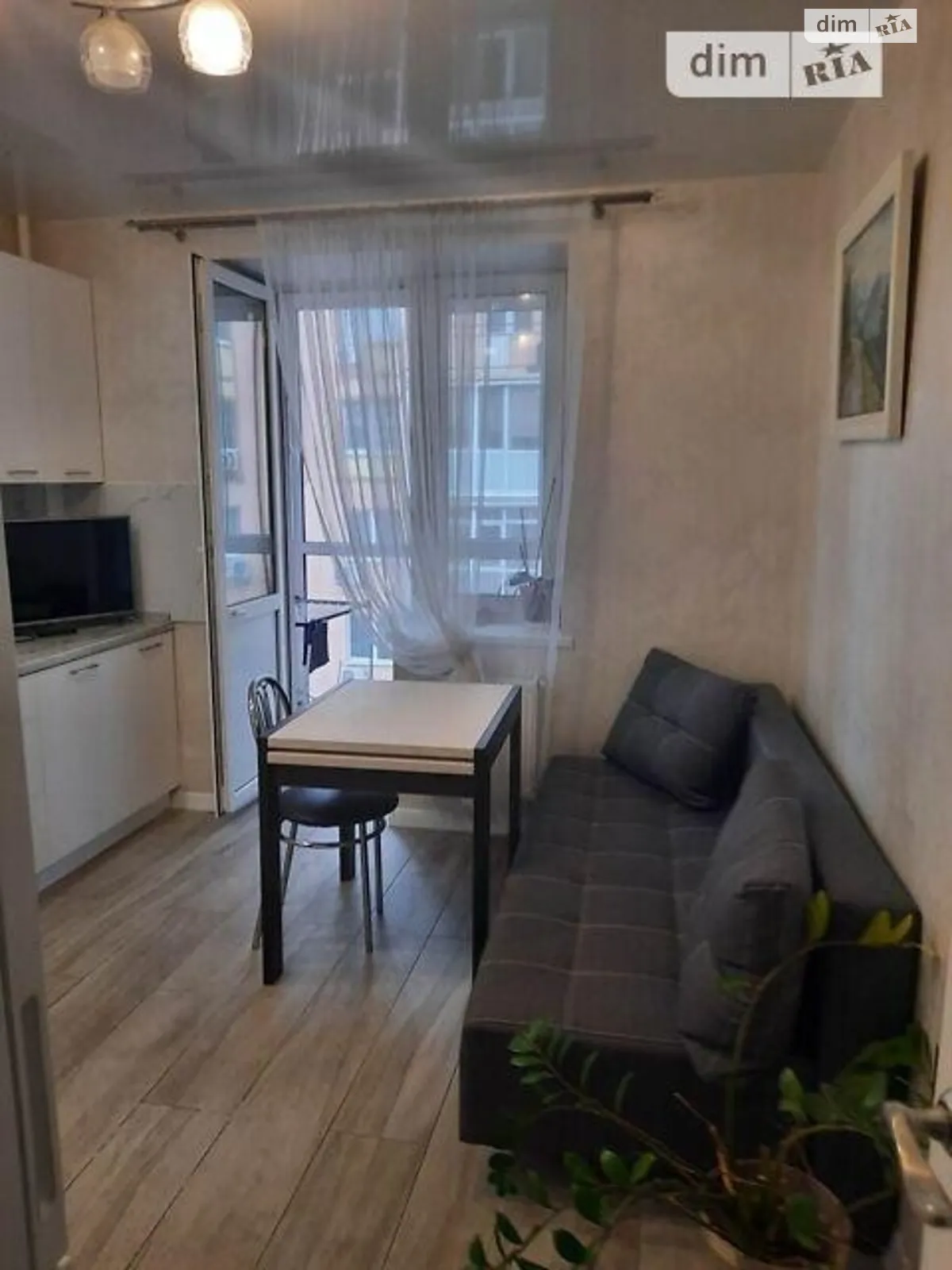 Продается 1-комнатная квартира 40 кв. м в Киеве, ул. Академика Лебедева, 1 - фото 1