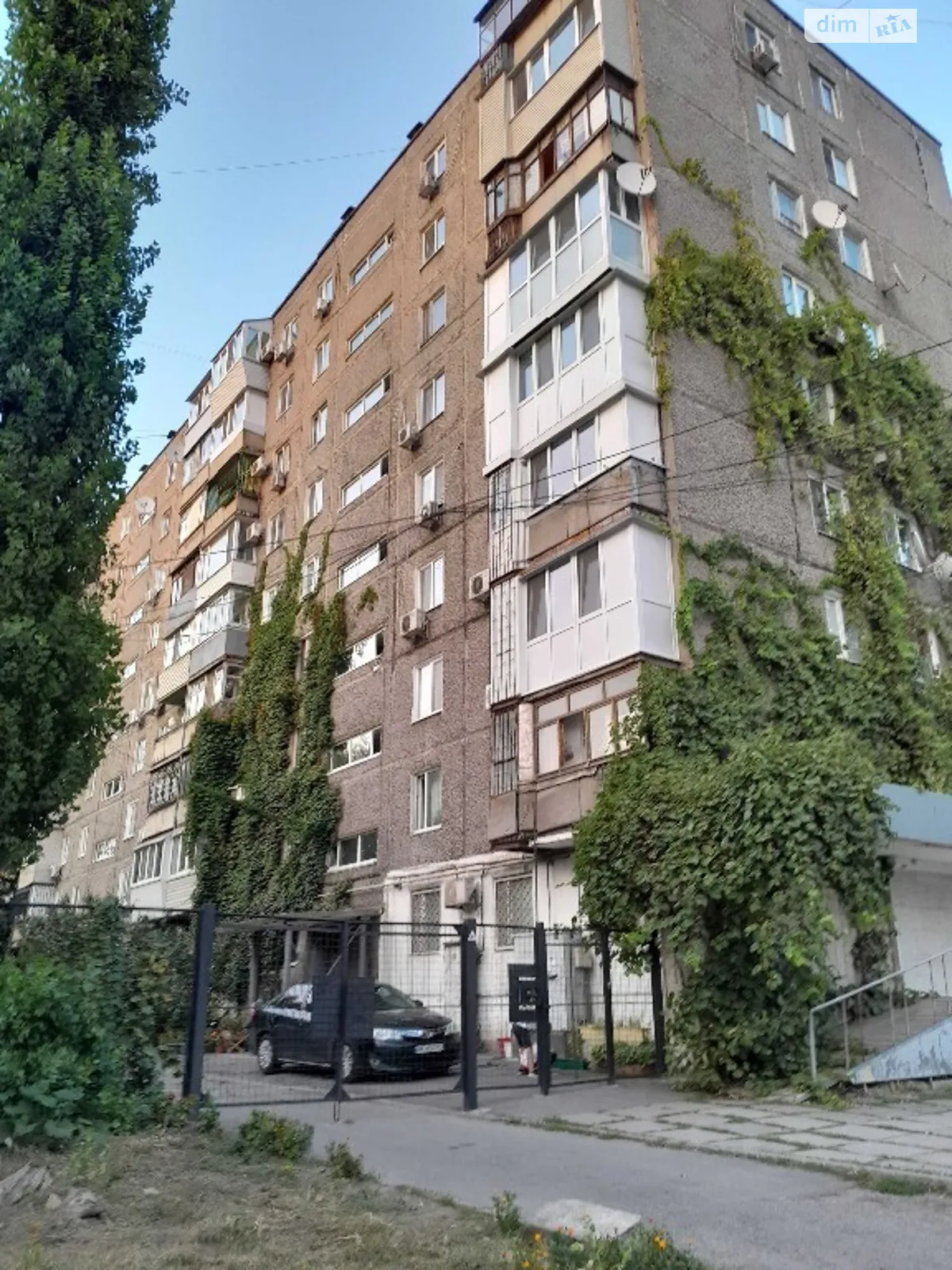 Продается 3-комнатная квартира 64 кв. м в Днепре, ул. Воскресенская, 2А - фото 1