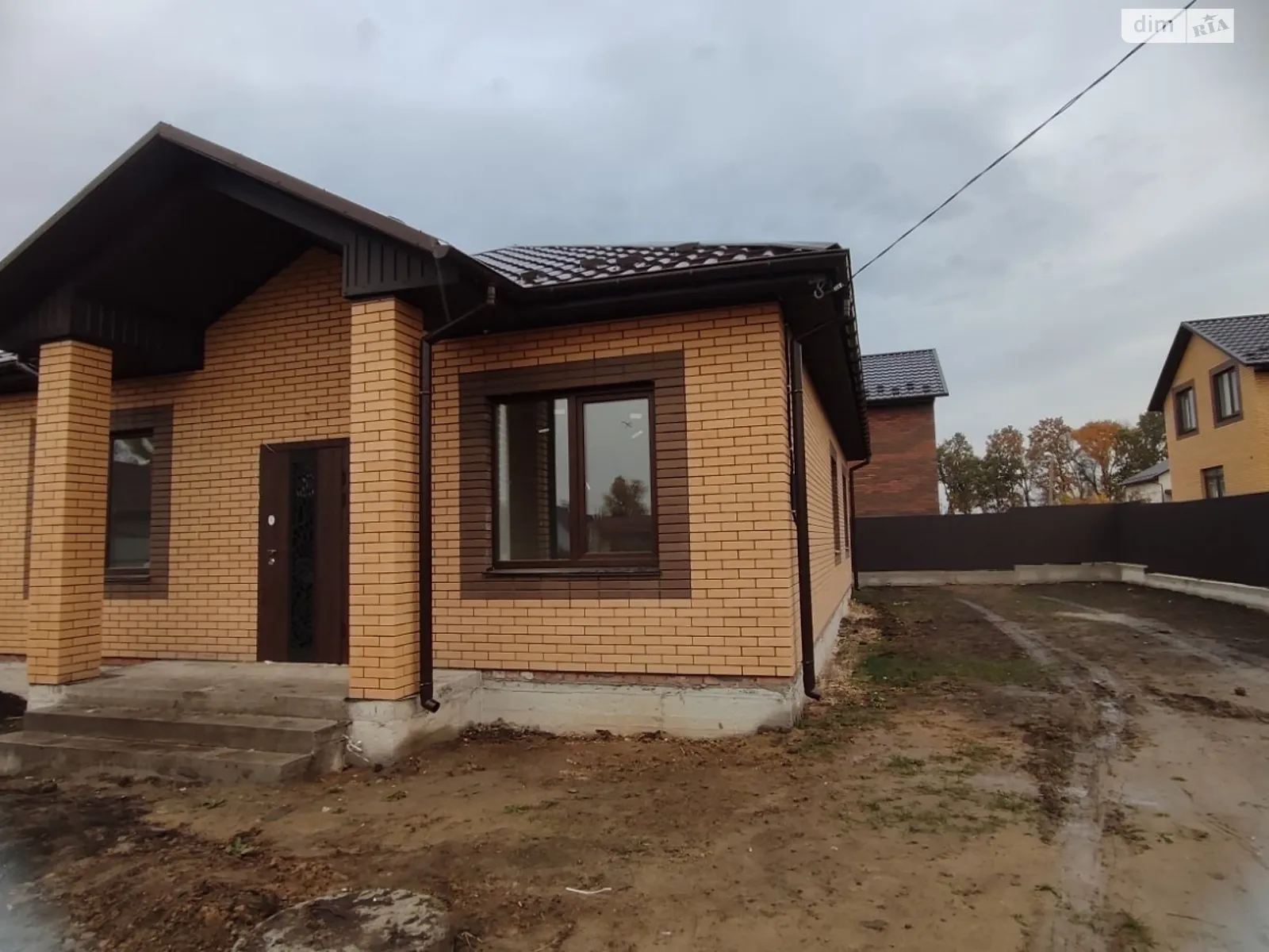 Продається одноповерховий будинок 105 кв. м з бесідкою, цена: 86000 $