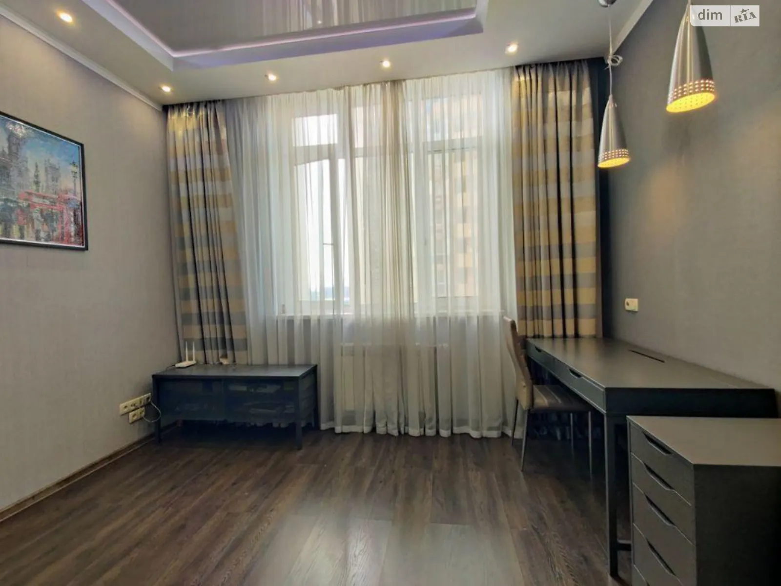 Продается 1-комнатная квартира 47 кв. м в Киеве, ул. Гната Хоткевича, 8 - фото 1