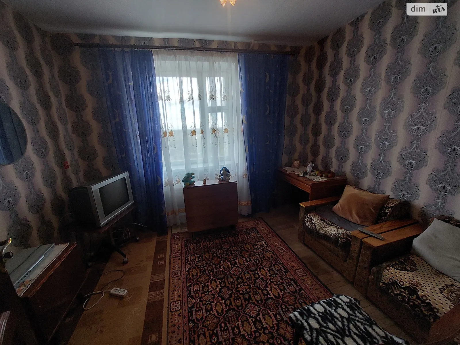 Продається 3-кімнатна квартира 62.8 кв. м у Стебнику, вул. Вінниченка