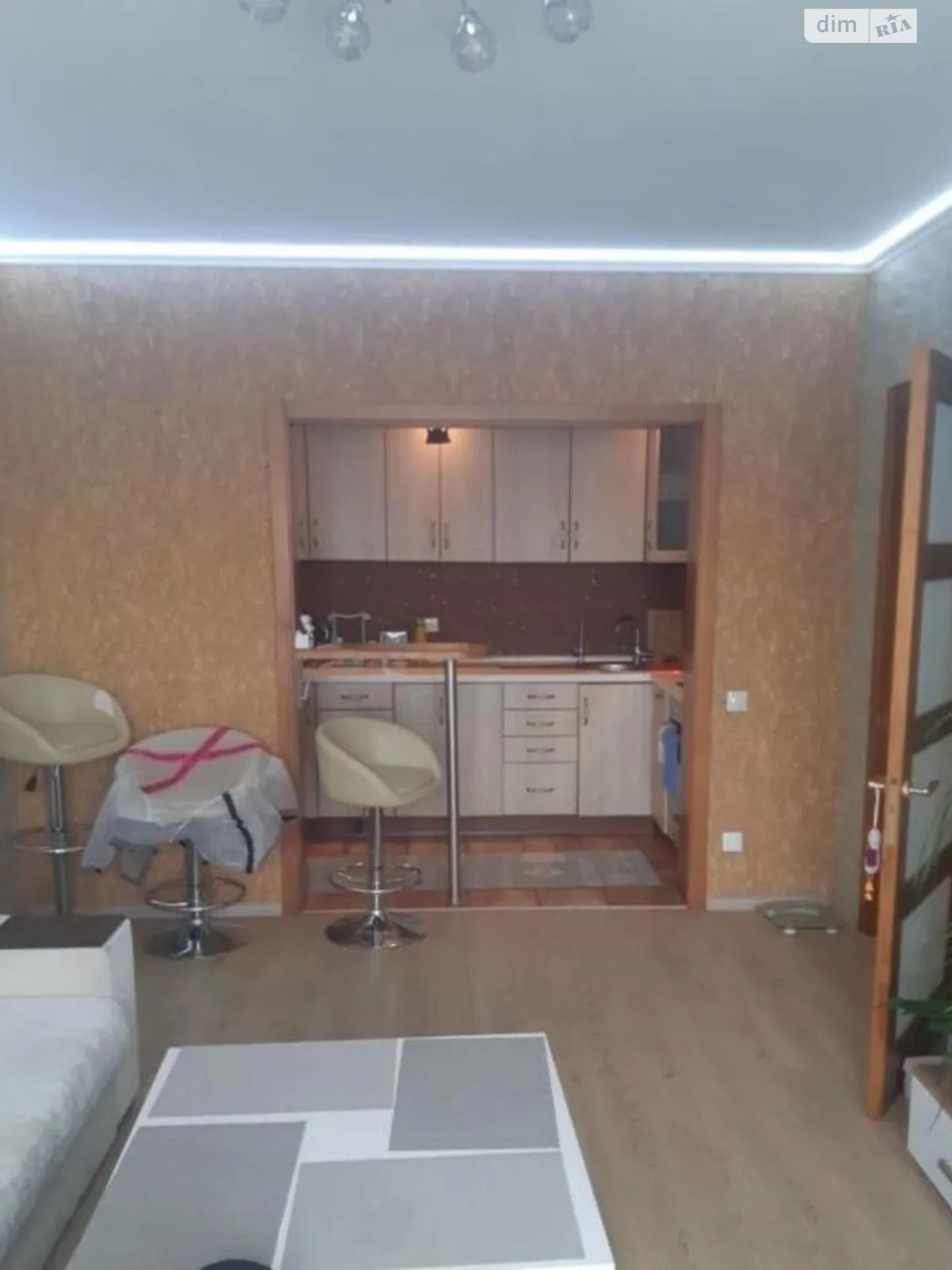 Продается 1-комнатная квартира 50 кв. м в Киеве, ул. Краковская, 13В - фото 1