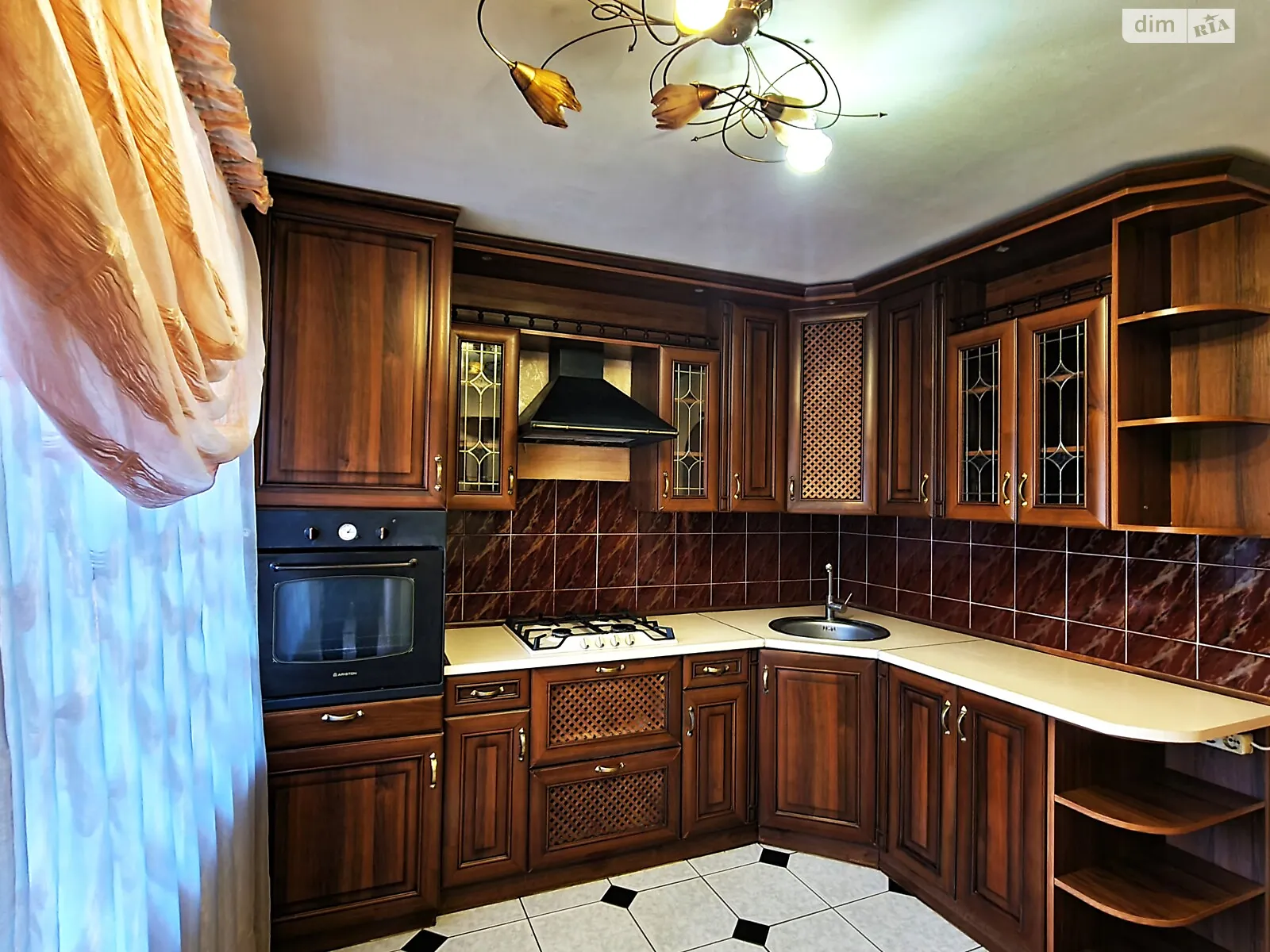 Продается 3-комнатная квартира 68 кв. м в Хмельницком, цена: 58000 $ - фото 1