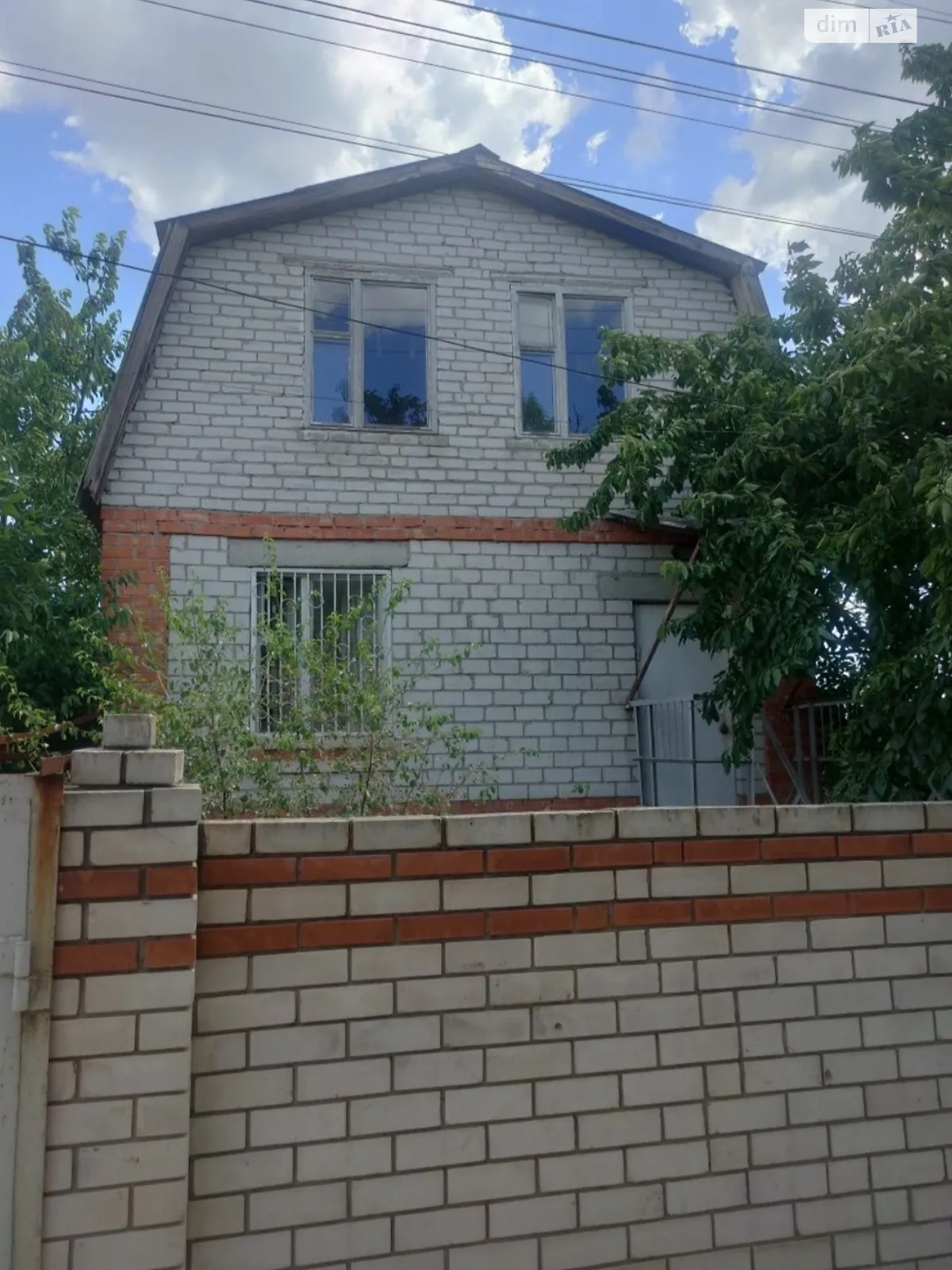 Продается дом на 2 этажа 150 кв. м с бассейном - фото 2