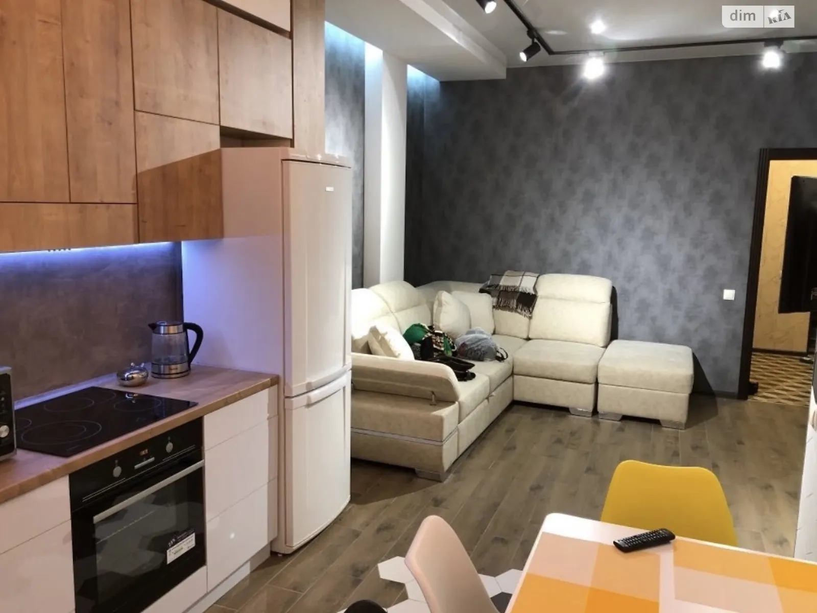 Продається 2-кімнатна квартира 56 кв. м у Харкові, цена: 79900 $