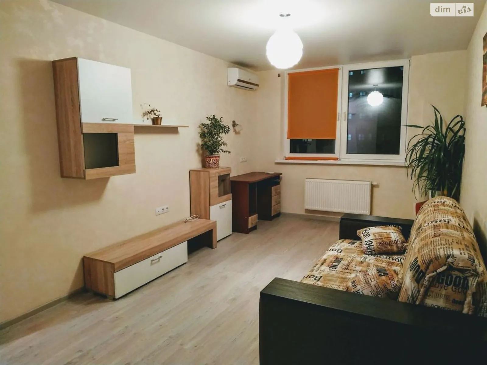 Продается 1-комнатная квартира 40 кв. м в Киеве, ул. Крушельницкого, 13 - фото 1