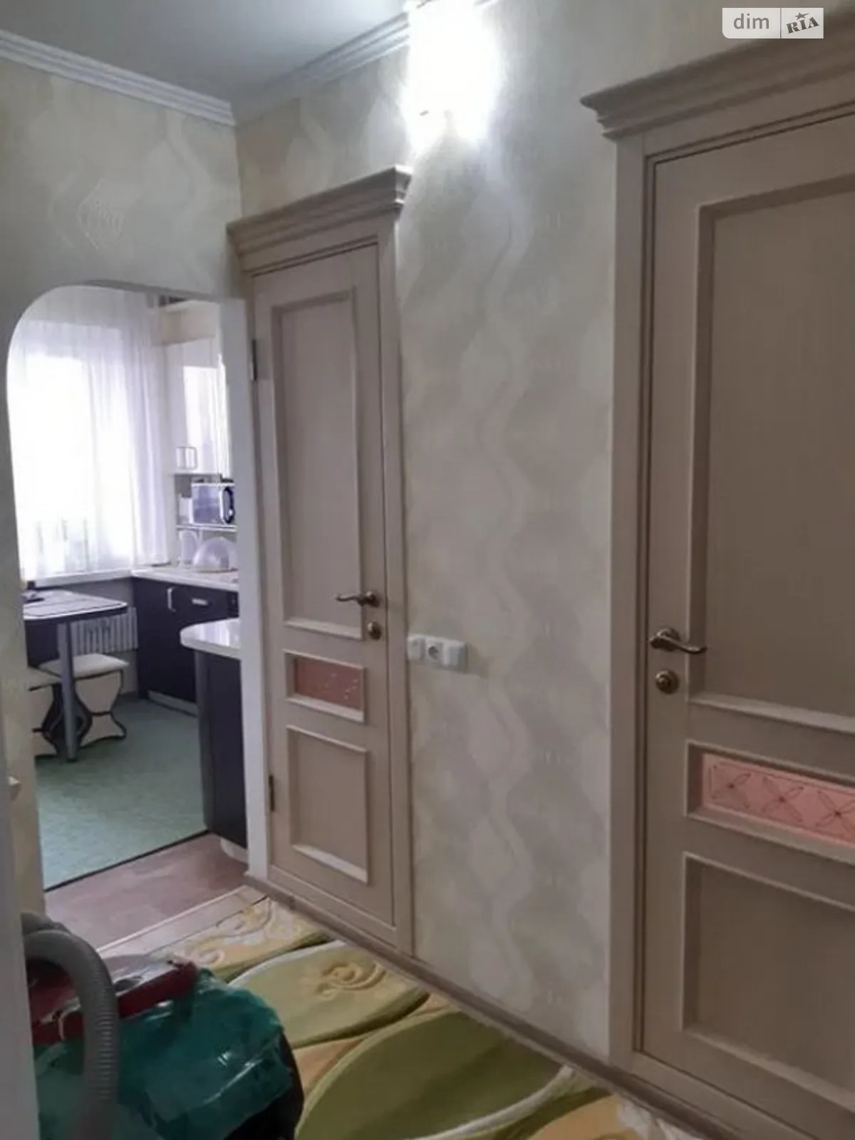 Продается 1-комнатная квартира 40 кв. м в Хмельницком, ул. Зализняка Максима