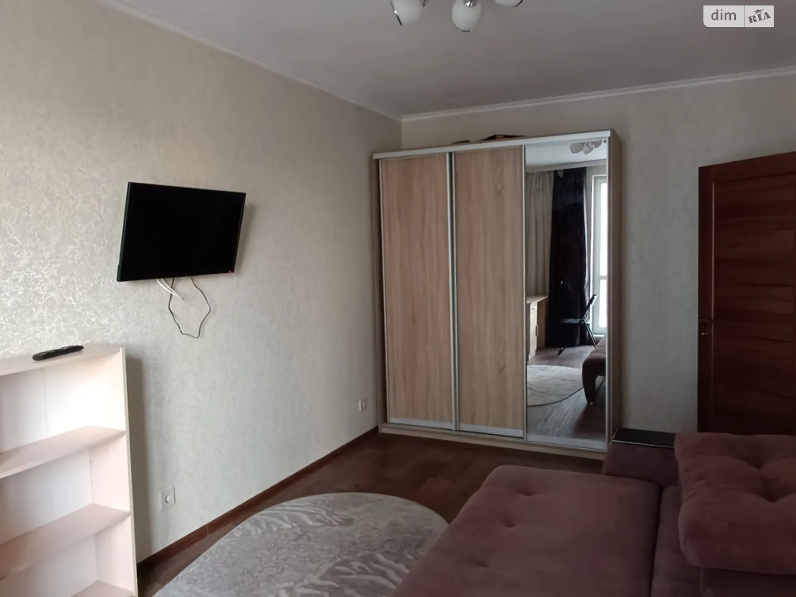 Продается 1-комнатная квартира 42 кв. м в Харькове, пер. Искринский, 19Г