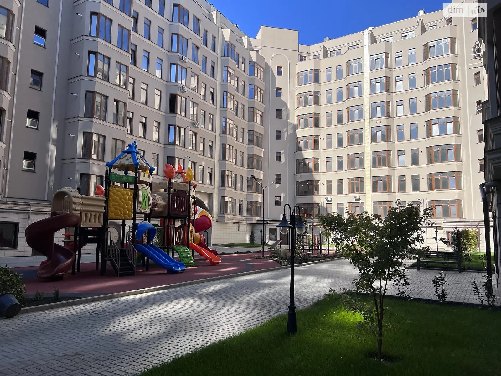 Продается 2-комнатная квартира 94 кв. м в Одессе, ул. Дача Ковалевского - фото 1