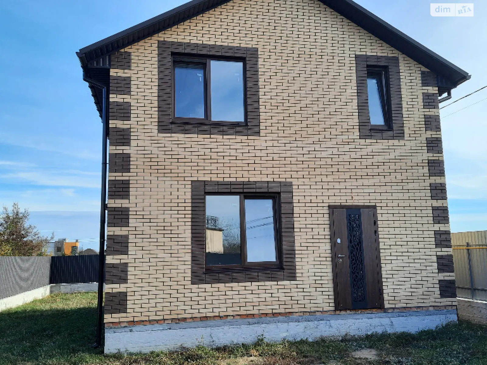 Продается дом на 2 этажа 115 кв. м с террасой, цена: 85000 $