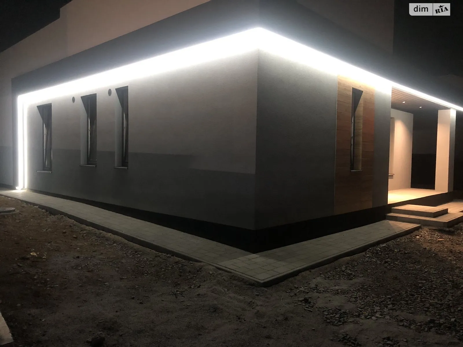 Продается одноэтажный дом 105 кв. м с беседкой, цена: 105000 $ - фото 1