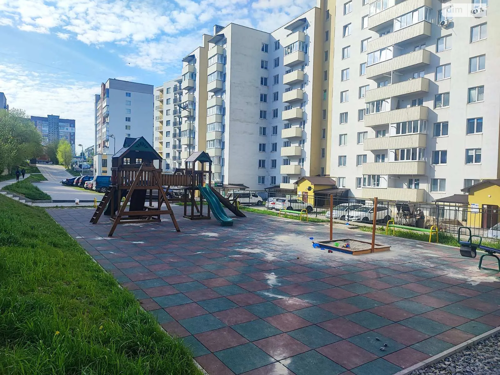 2-комнатная квартира 64 кв. м в Тернополе, ул. Тарнавского Мирона Генерала - фото 1