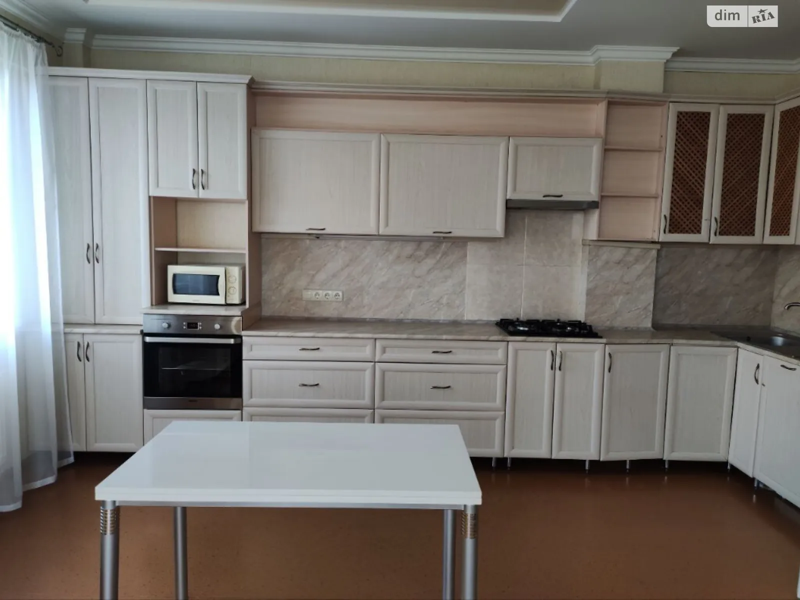 Продается 3-комнатная квартира 114 кв. м в Днепре, цена: 120000 $