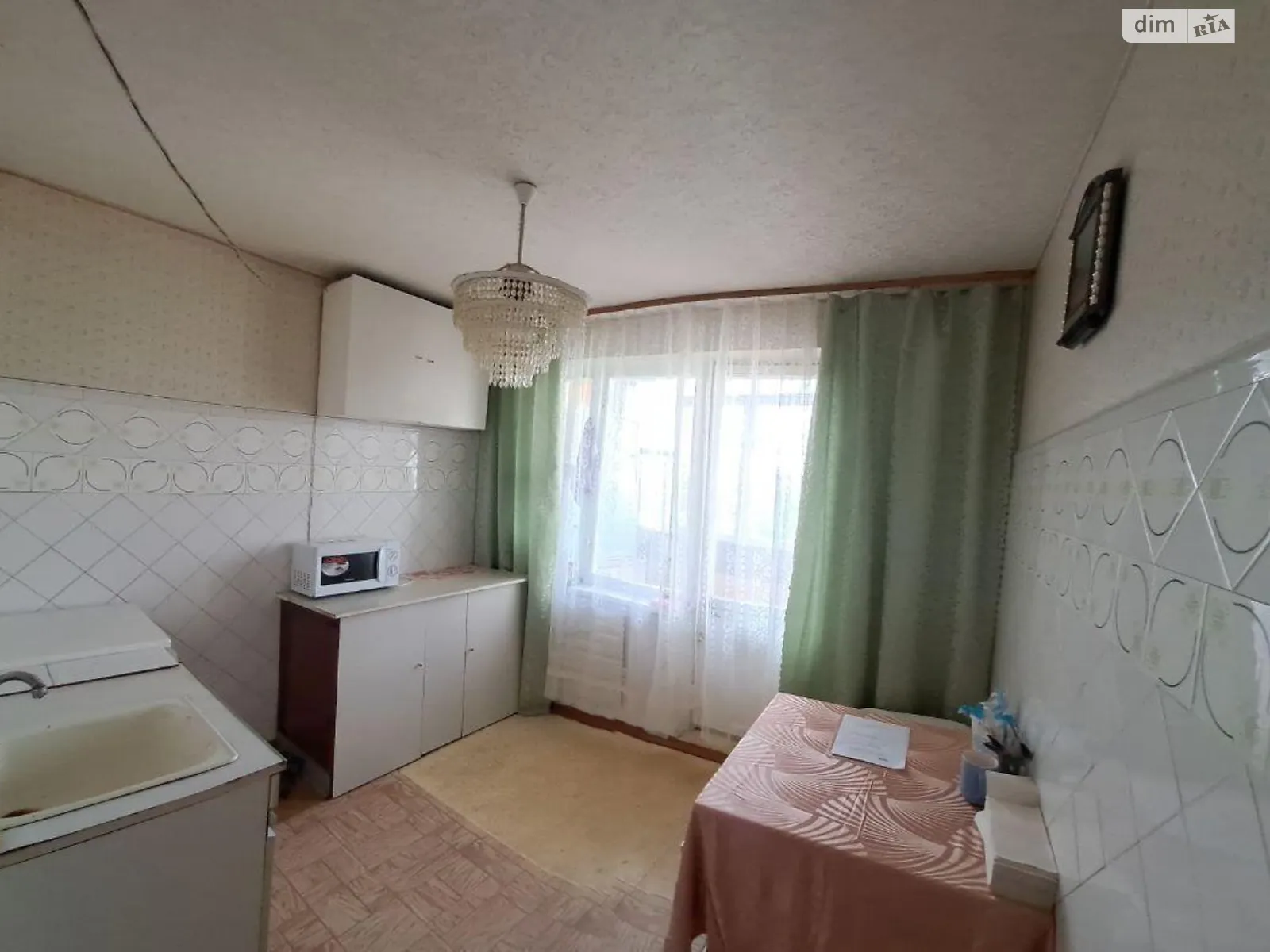 Продается 1-комнатная квартира 34 кв. м в Киеве, ул. Радужная, 21 - фото 1