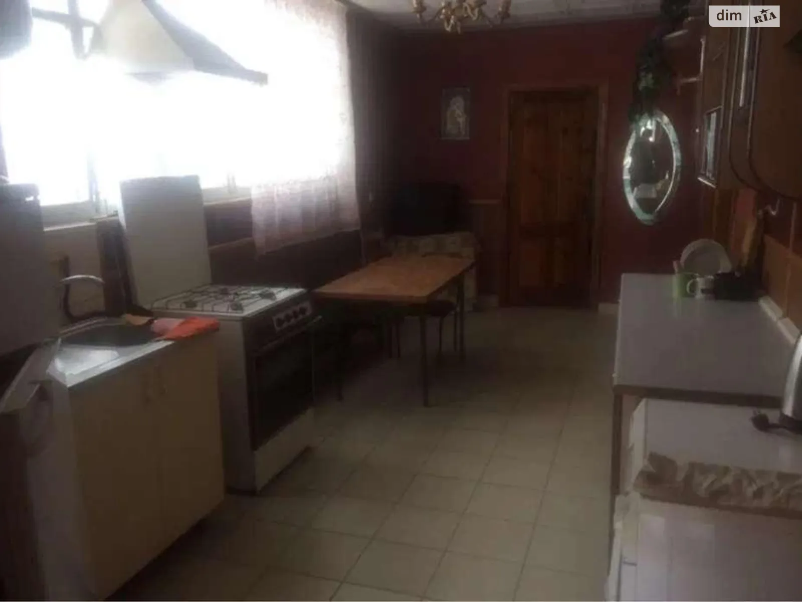 Продається будинок 2 поверховий 466 кв. м з гаражем, цена: 150000 $