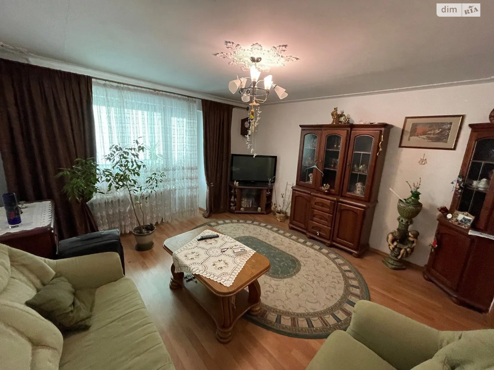Продается 3-комнатная квартира 68.6 кв. м в Новояворовск - фото 2