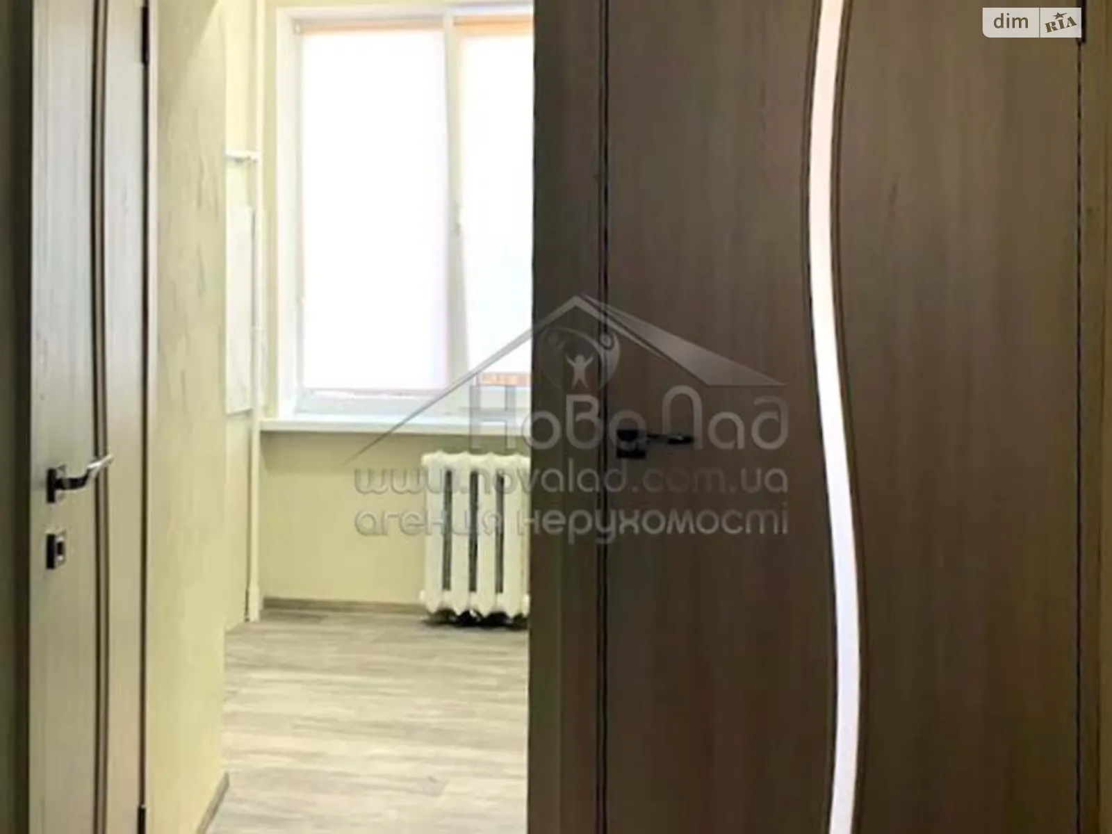 Продается 1-комнатная квартира 23 кв. м в Киеве, ул. Зодчих, 80 - фото 1