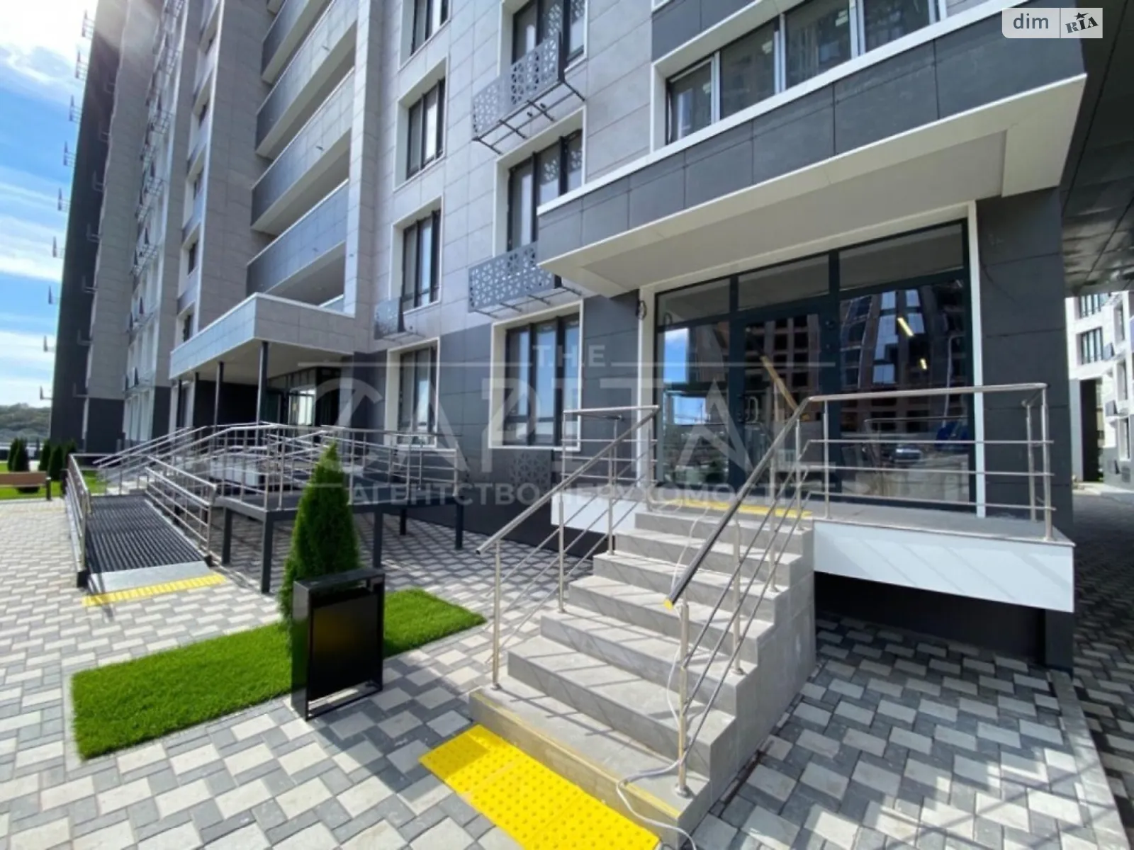 Продается 1-комнатная квартира 52 кв. м в Киеве, ул. Михаила Бойчука - фото 1