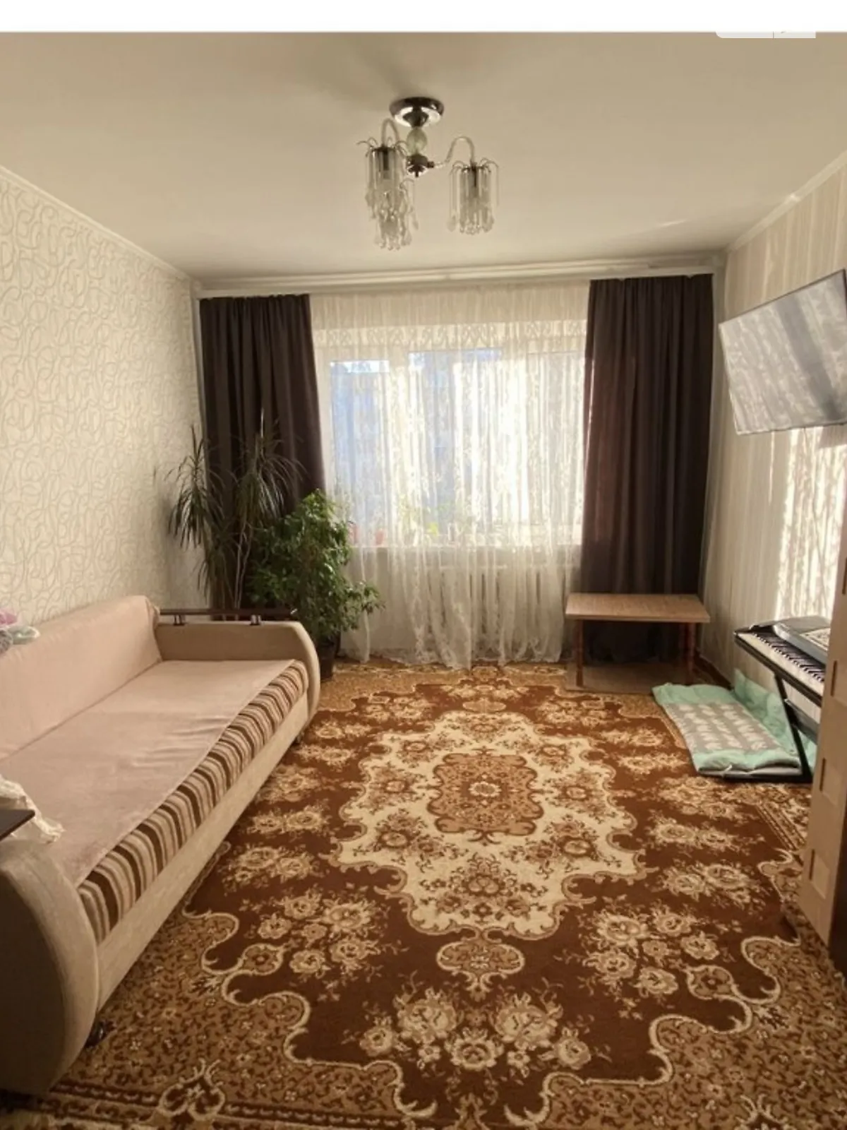 Продается 3-комнатная квартира 95 кв. м в Хмельницком, ул. Проскуровского Подполья