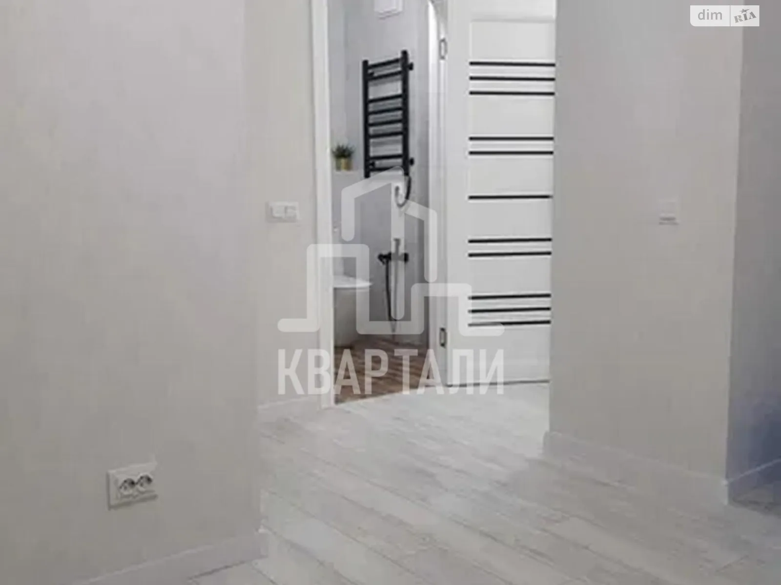 Продается 1-комнатная квартира 43 кв. м в Киеве, ул. Ивана Выговского(Маршала Гречко), 44 - фото 1