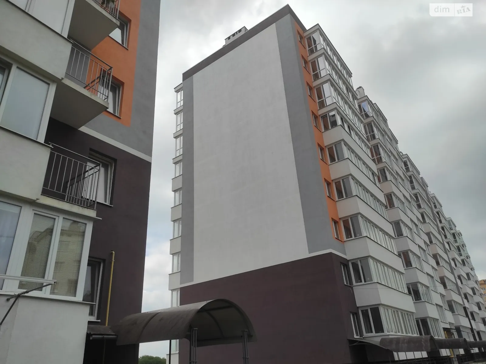 Продается 1-комнатная квартира 37 кв. м в Черновцах, ул. Винниченко Владимира