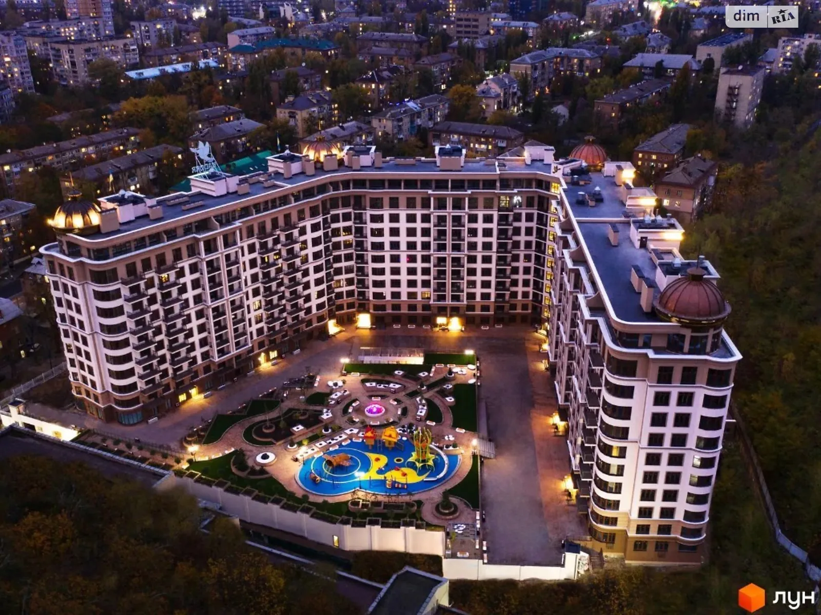 Продается 1-комнатная квартира 60 кв. м в Киеве, цена: 125000 $