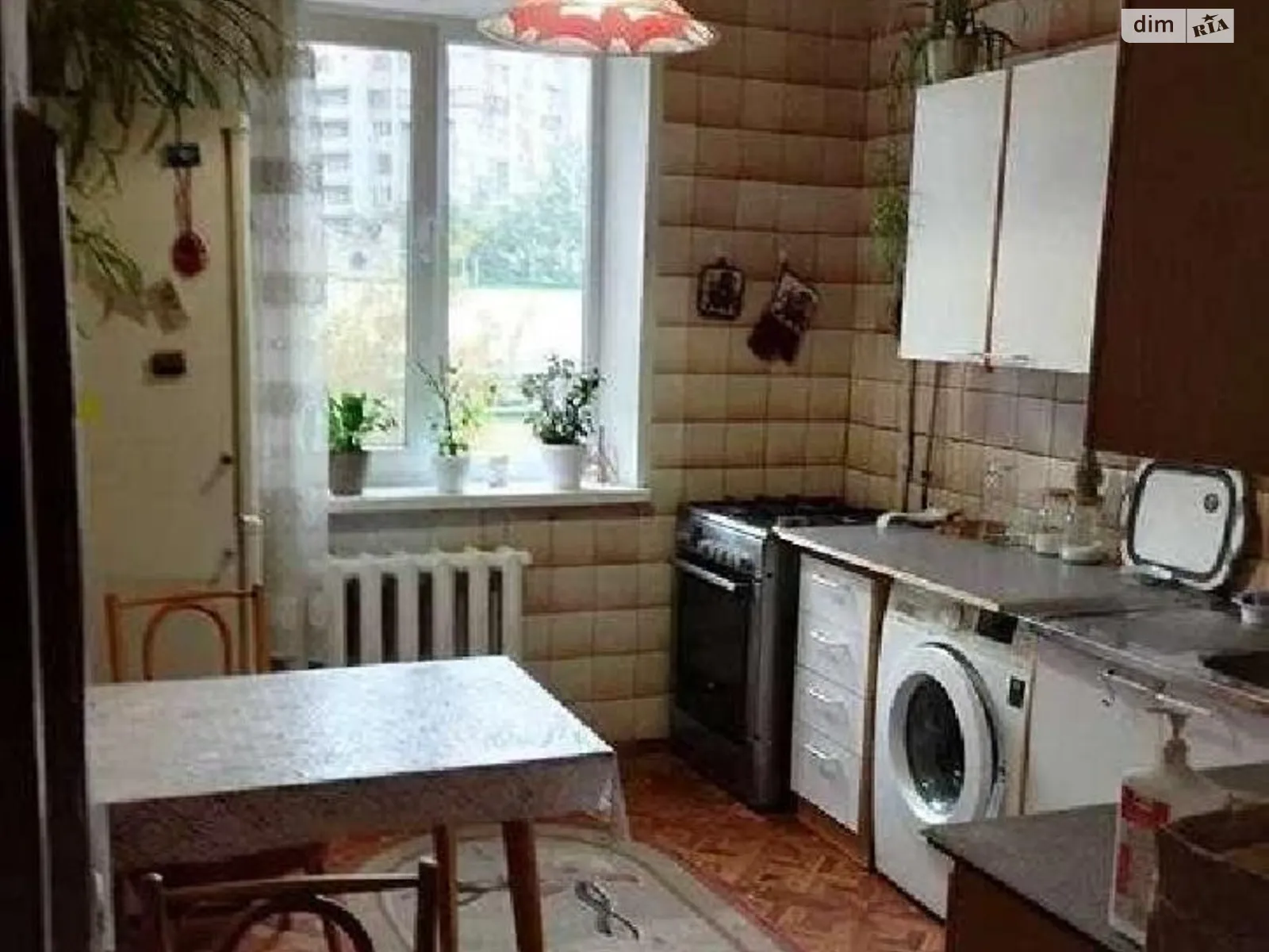 Продається 3-кімнатна квартира 72 кв. м у Києві, вул. Драгоманова, 25 - фото 1