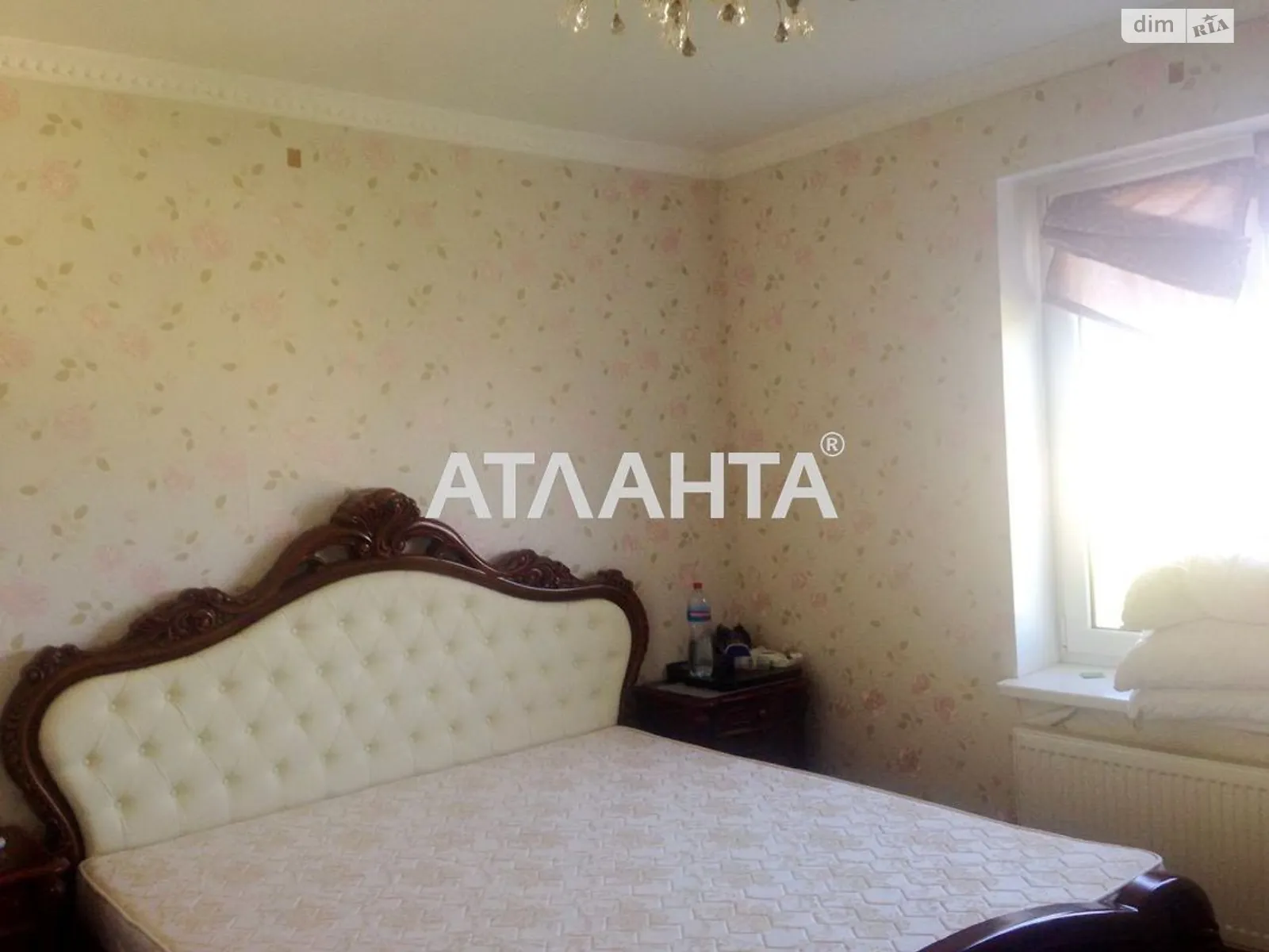 Продается дом на 3 этажа 200 кв. м с террасой - фото 2