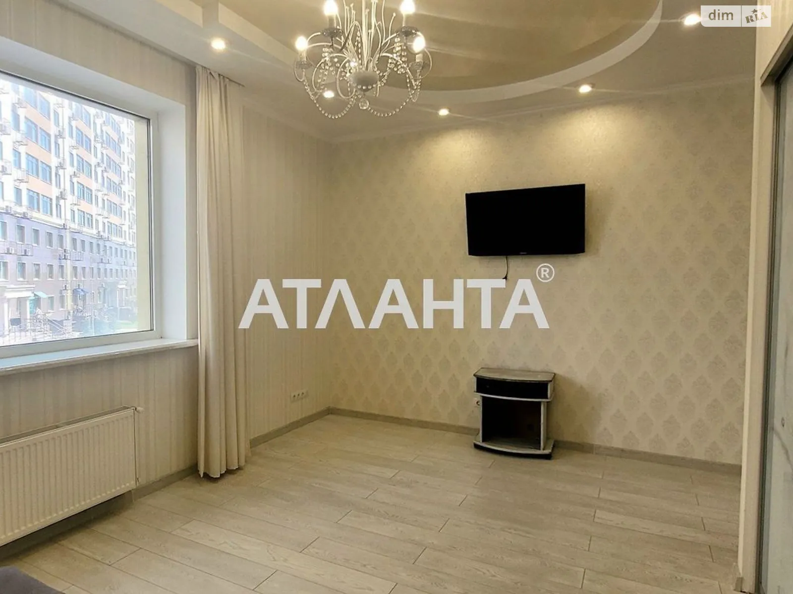Продается 2-комнатная квартира 67 кв. м в Крыжановка, ул. Академика Сахарова, 3А
