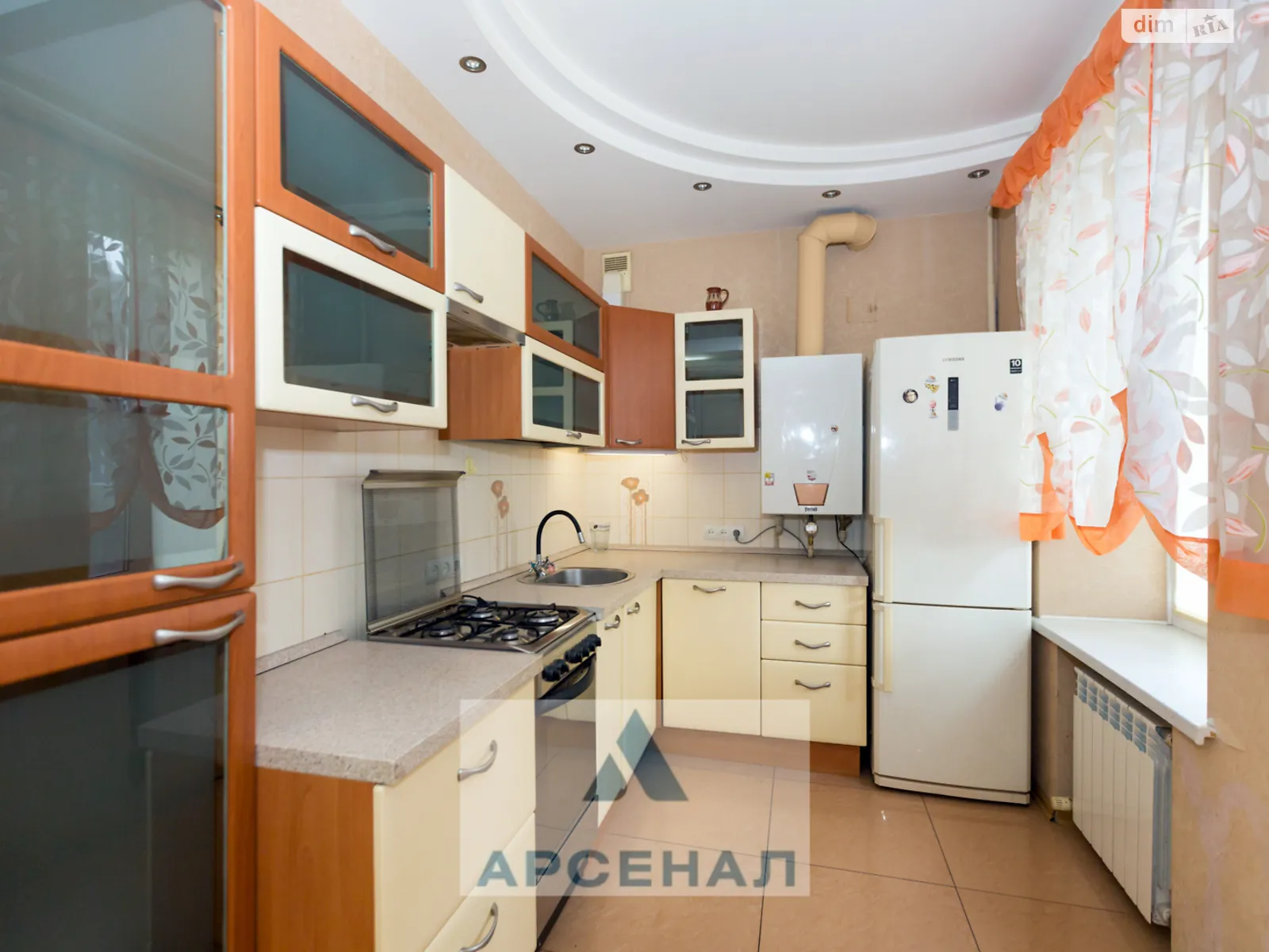 3-комнатная квартира 67.95 кв. м в Запорожье, цена: 40000 $