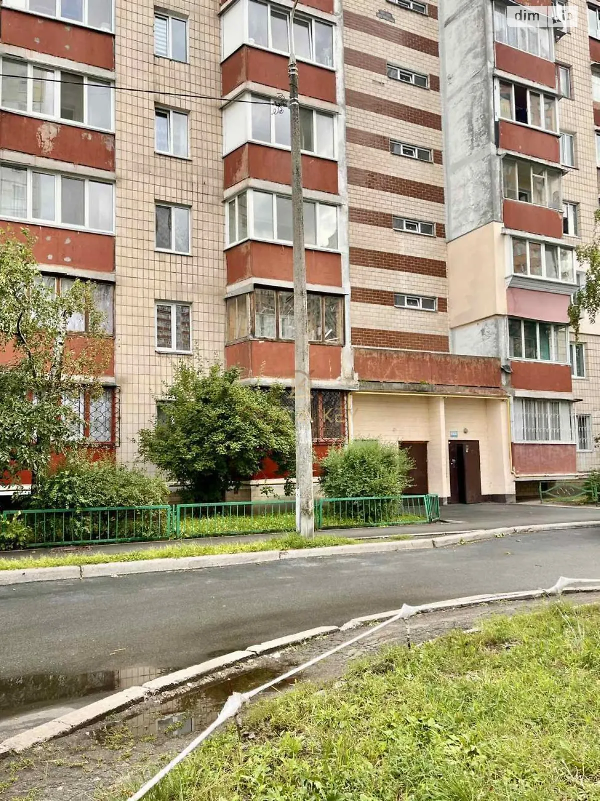 Продается 3-комнатная квартира 69 кв. м в Киеве, цена: 65000 $