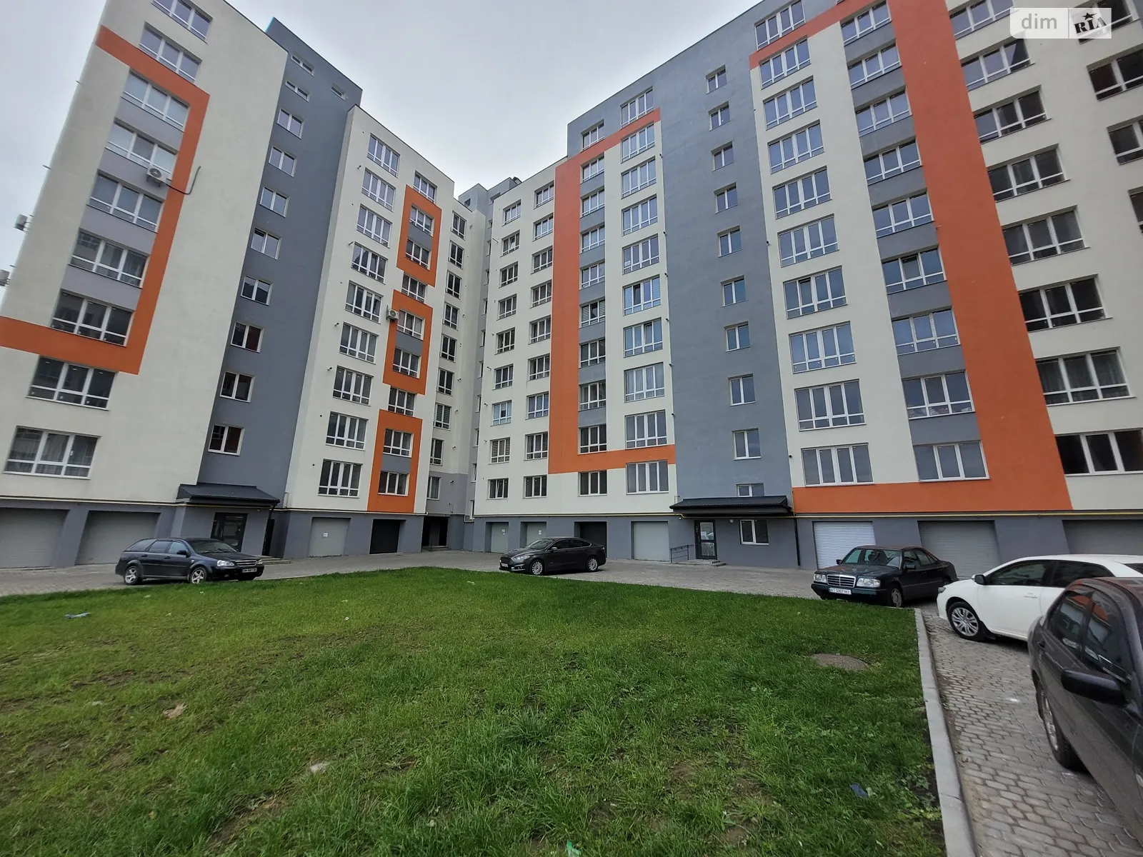 Продається 2-кімнатна квартира 64 кв. м у Вовчинцю, цена: 46200 $