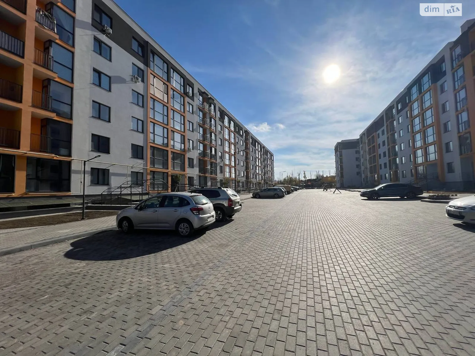 Продается 2-комнатная квартира 72 кв. м в Березиной, цена: 2448000 грн - фото 1